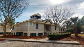 Litchfield Lakeside Escape Resort Perks by the Sea